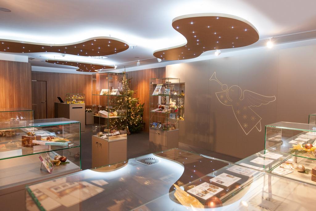 Hotel & Restaurant Christkindlwirt ชไตอาร์ ภายนอก รูปภาพ