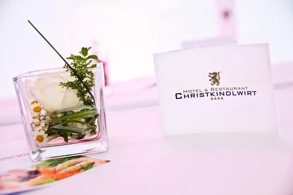 Hotel & Restaurant Christkindlwirt ชไตอาร์ ภายนอก รูปภาพ