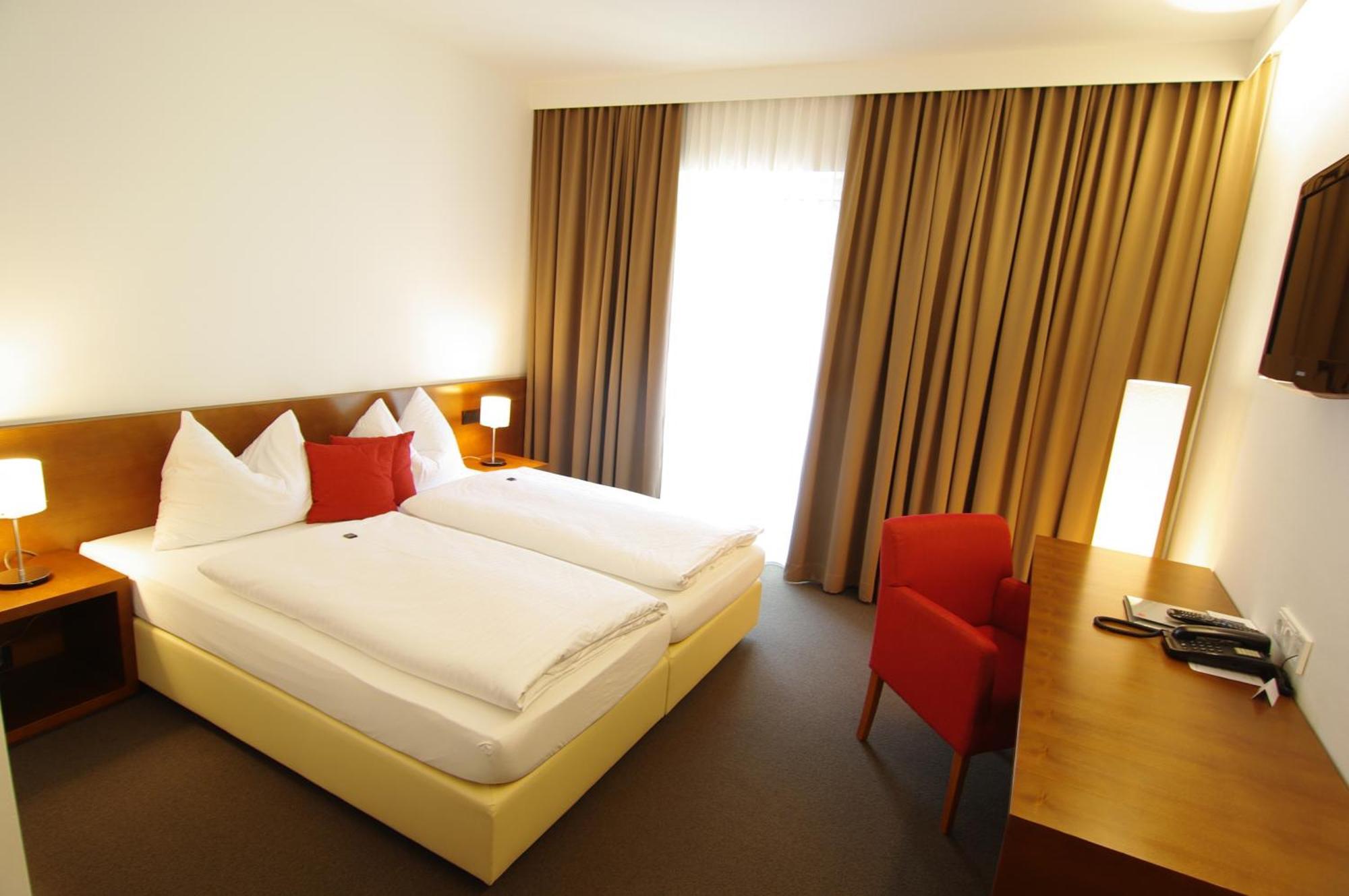 Hotel & Restaurant Christkindlwirt ชไตอาร์ ห้อง รูปภาพ