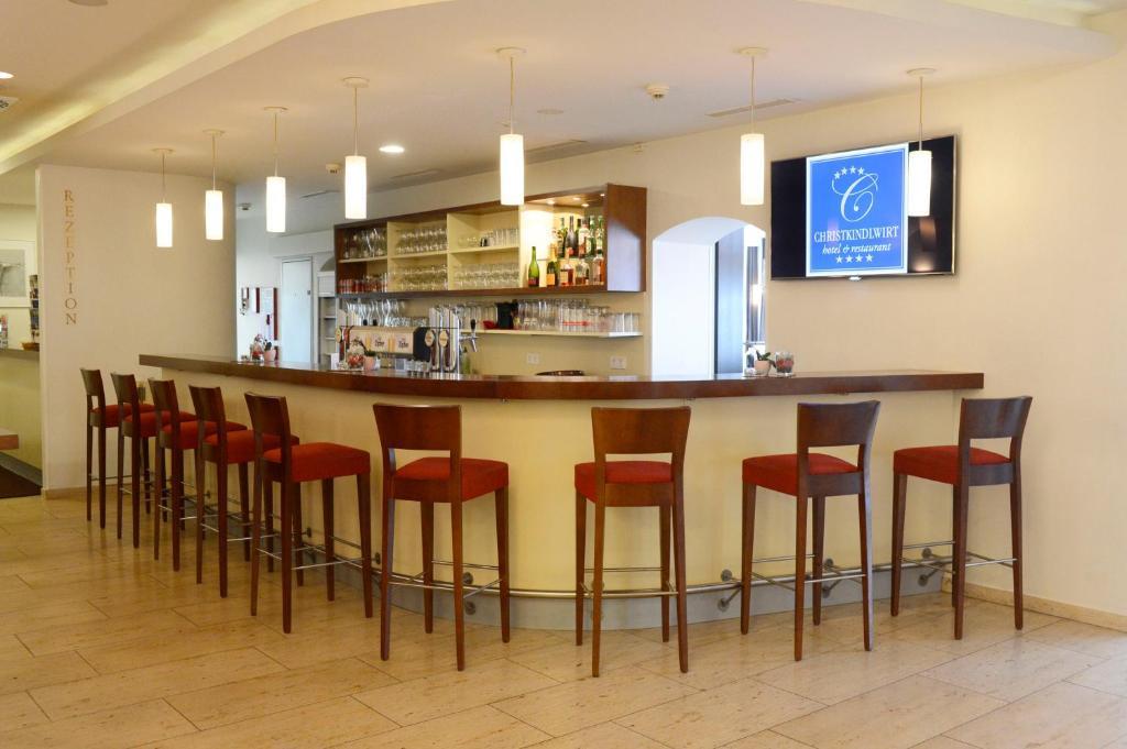 Hotel & Restaurant Christkindlwirt ชไตอาร์ ภายนอก รูปภาพ